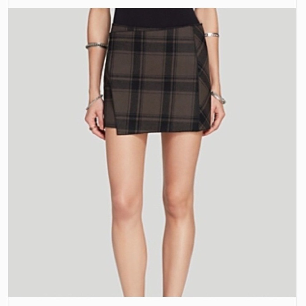 Free‎ People Olive Green Black Plaid Mini Skirt Asymmetrical Cotton Size 0